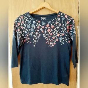 Hastings & Smith Graphic 3/4 Sleeve Blouse Size M